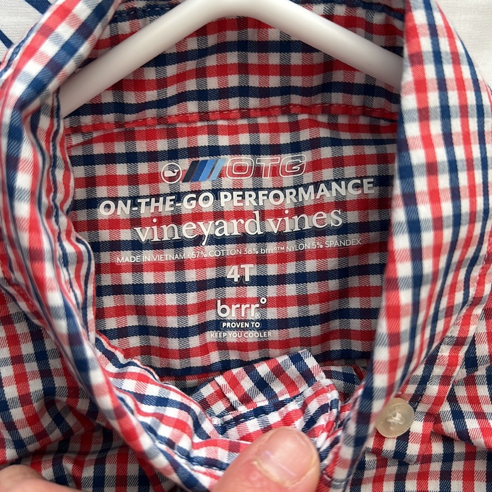 Vineyard Vines 4t performance button down - Picture 2 of 2